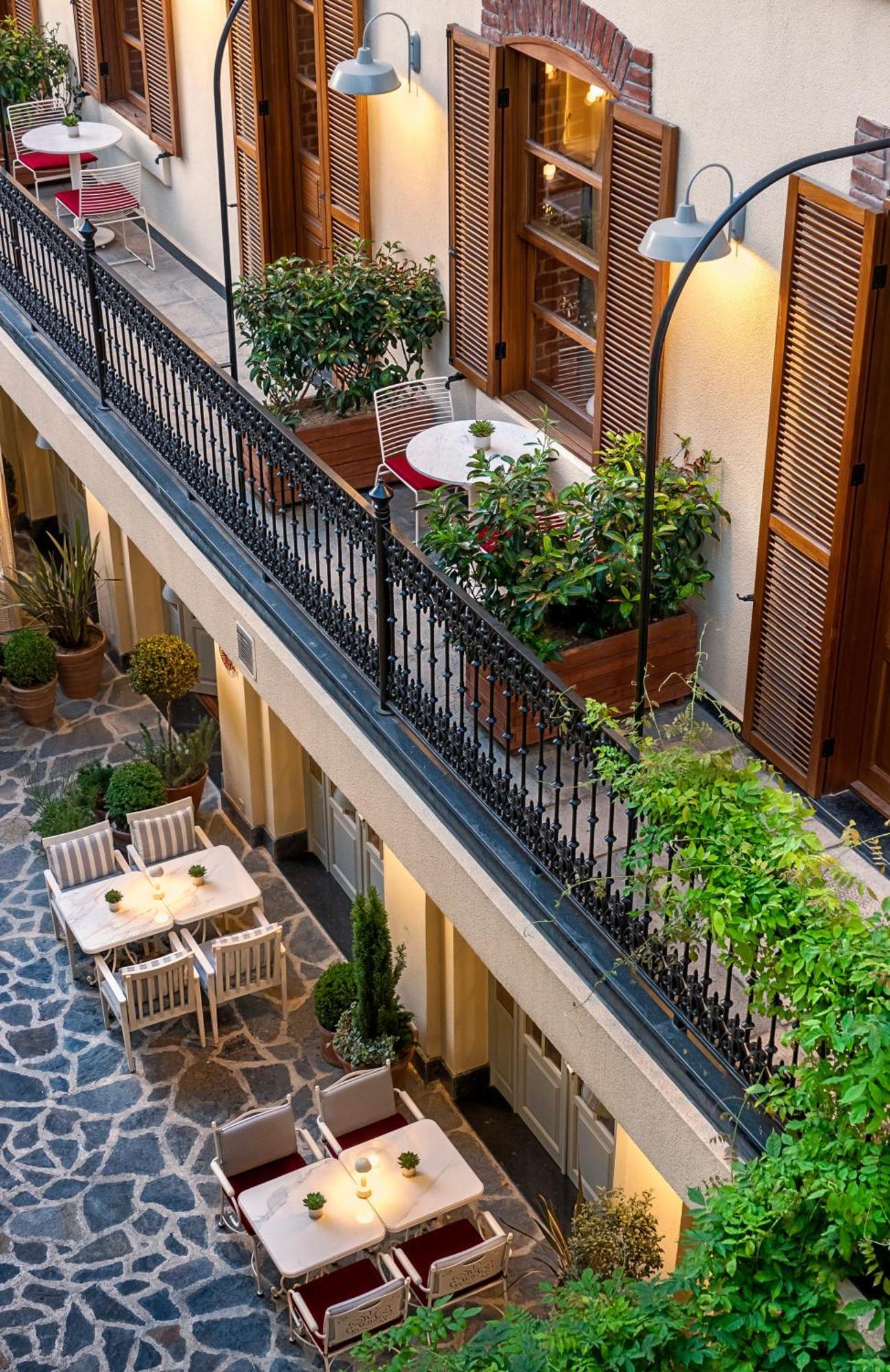 Ecole St. Pierre Hotel Istambul Exterior foto