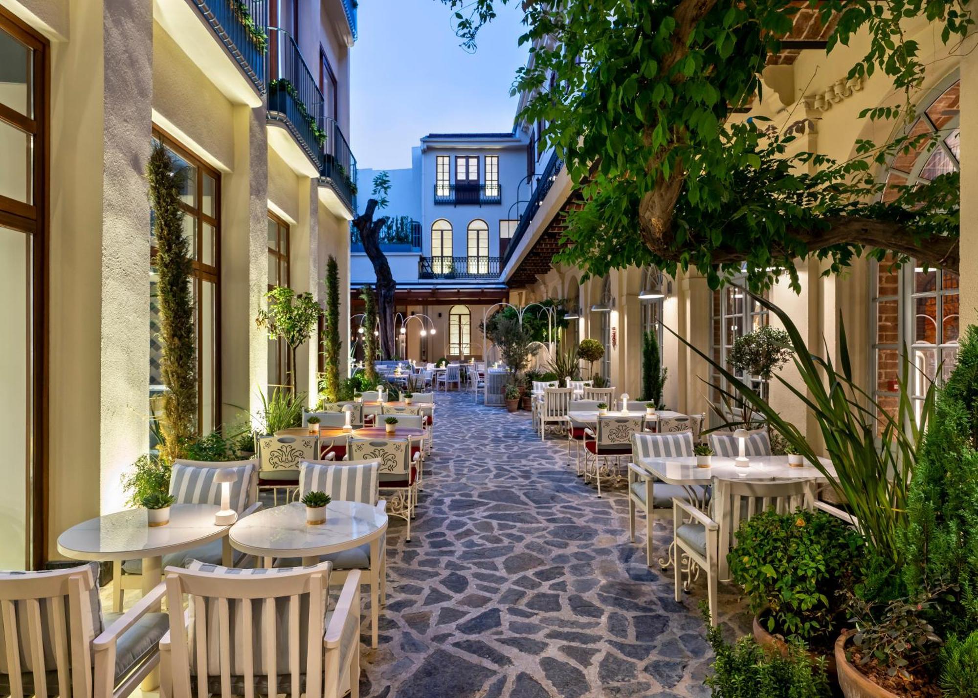 Ecole St. Pierre Hotel Istambul Exterior foto